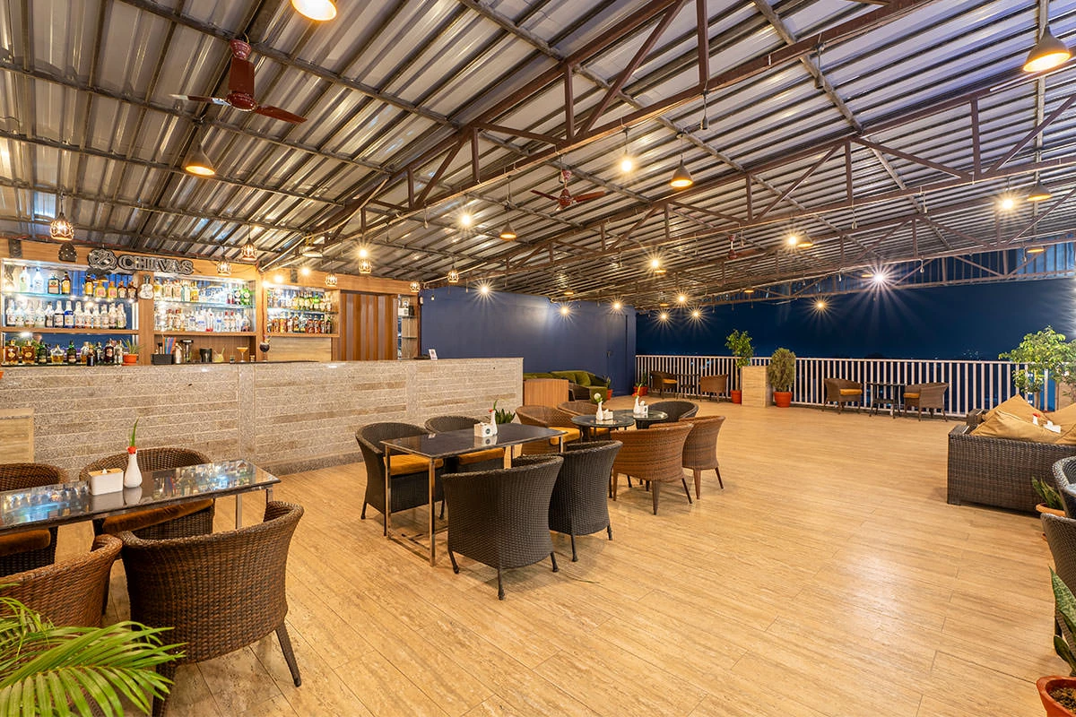 Sky View Bar